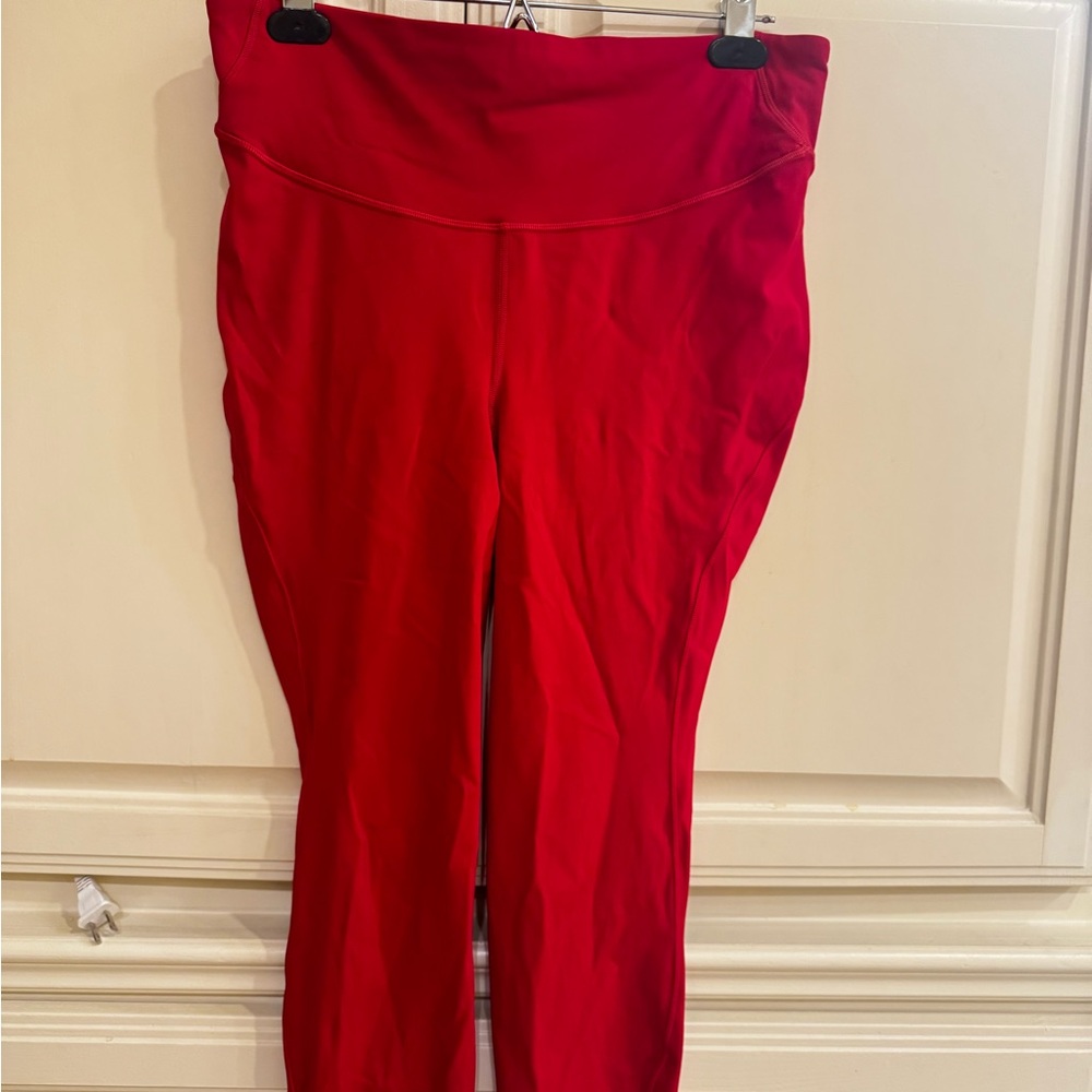 Lululemon Base Pace High Rise Crop - Picture 2 of 6